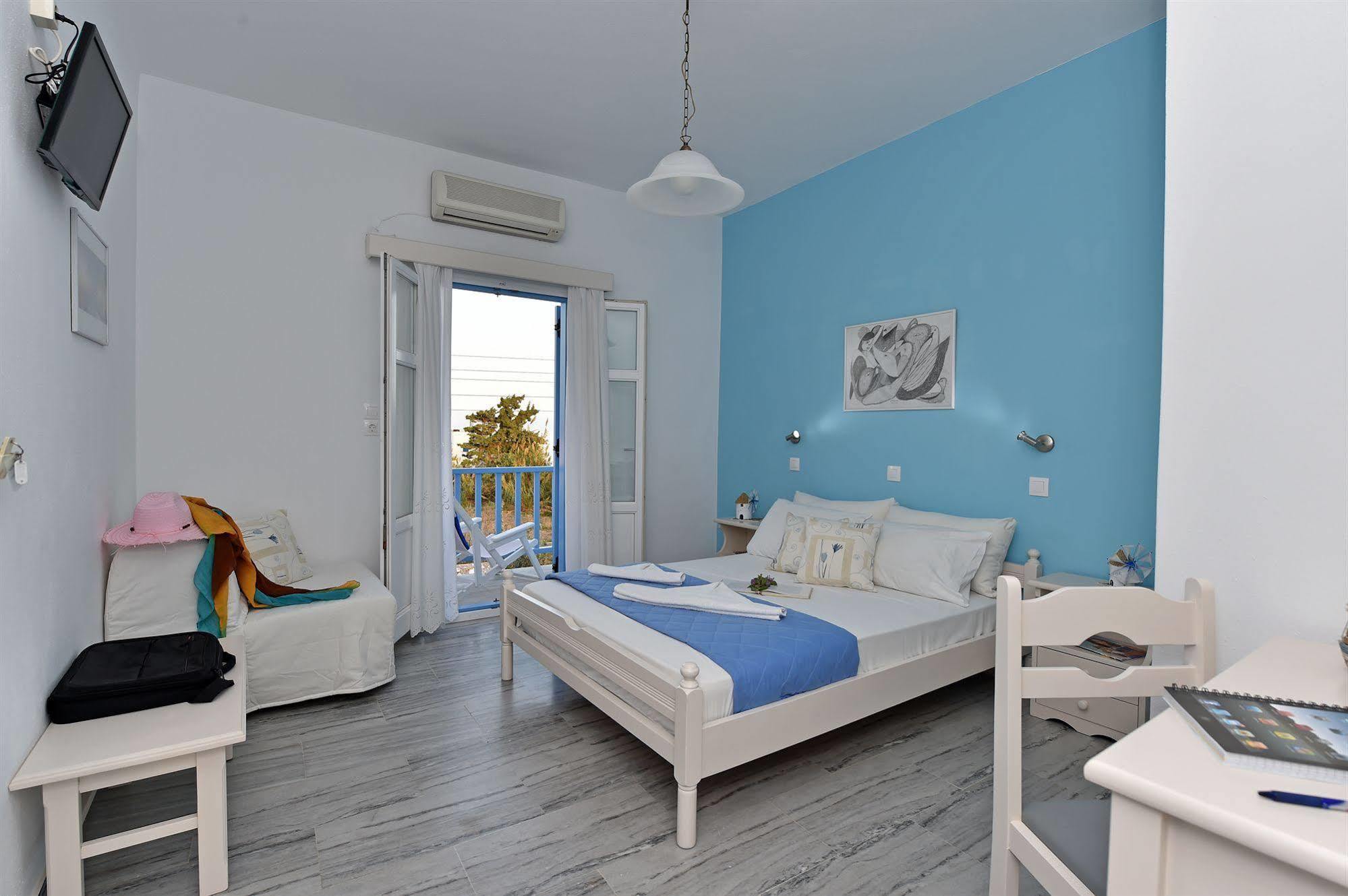 Apartments Tarsa Drios Bagian luar foto